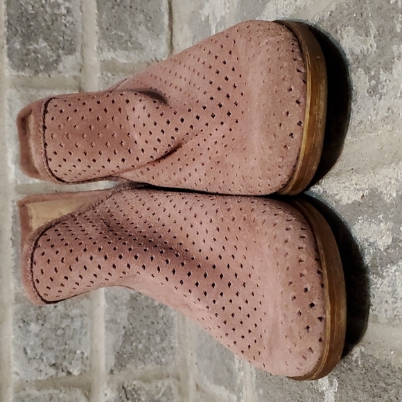 Lucky Brand ankle boot size 6.5 m ankle boots - Picture 2 of 9